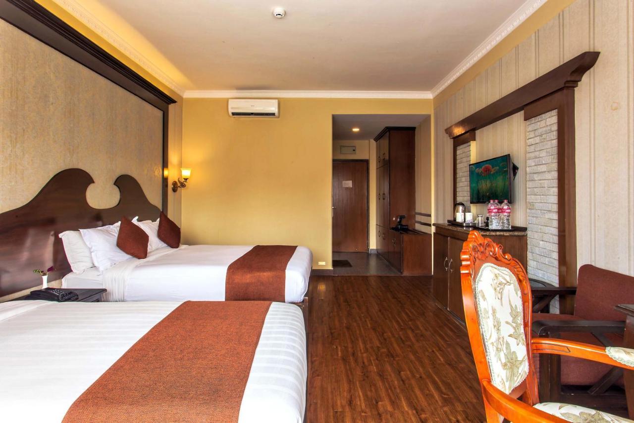 Da Yatra Courtyard Hotel Pokhara Exterior foto