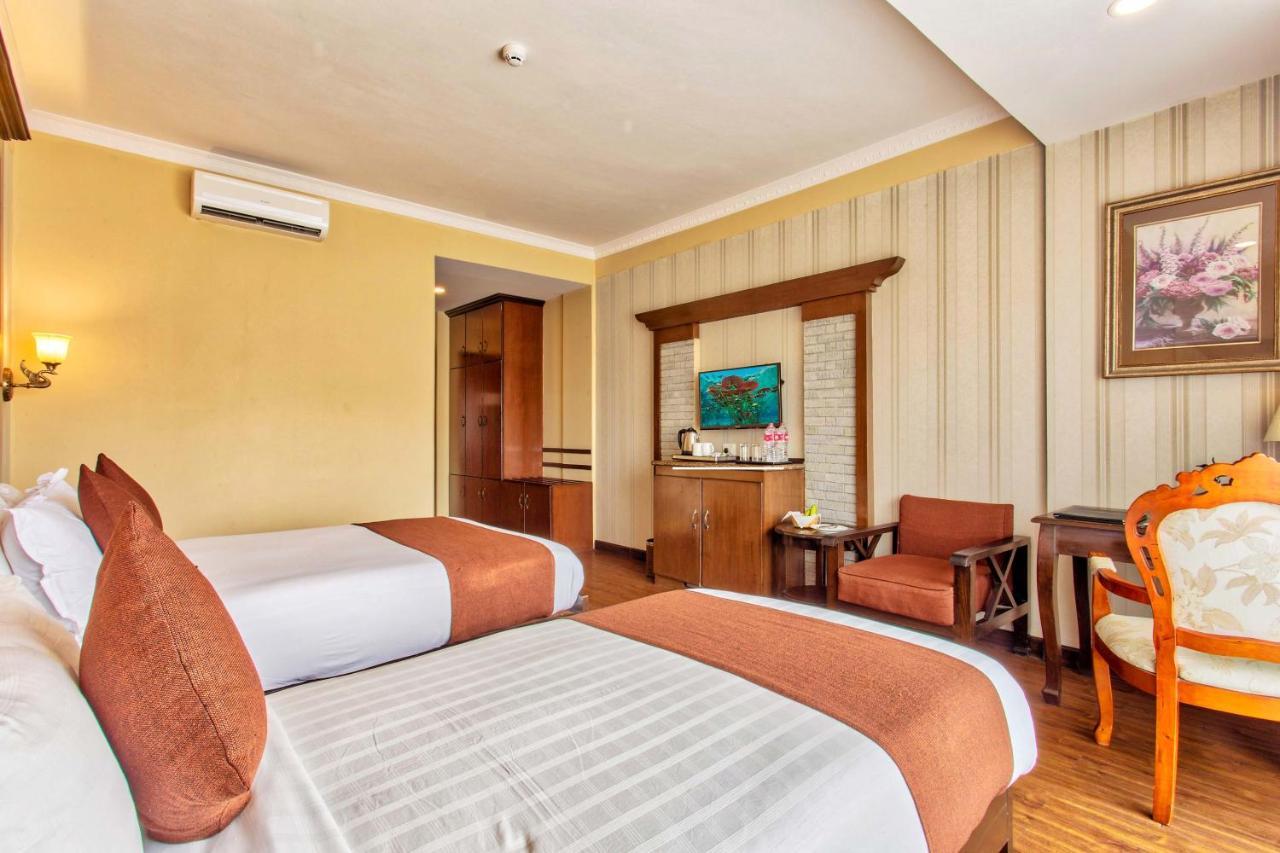 Da Yatra Courtyard Hotel Pokhara Exterior foto